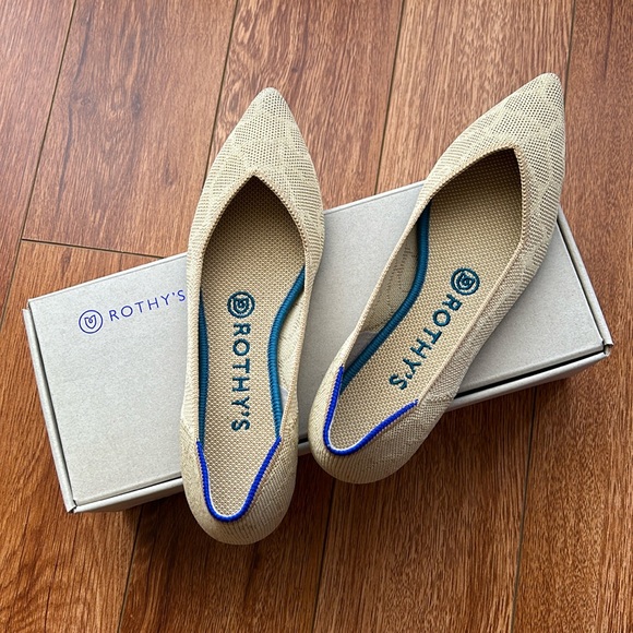 Rothy’s The Point Sahara Gold 6.5 EUC - Picture 3 of 10